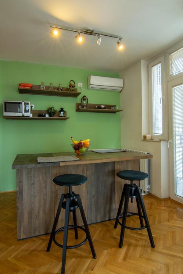 Green Paradise Square Apartment Skopje Exterior photo