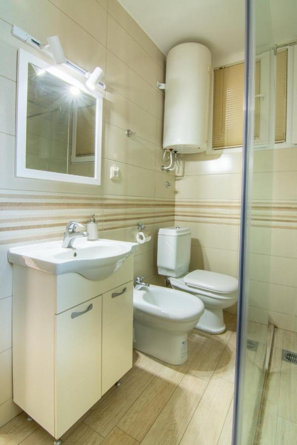 Green Paradise Square Apartment Skopje Exterior photo